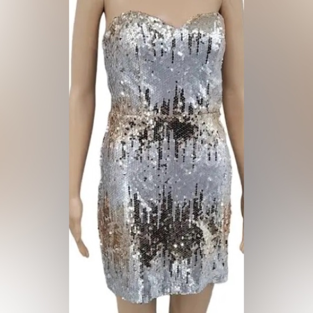 SOCIAL COUTURE: GOLD AND SILVER SEQUIN STRAPLESS  DRESS SIZE L